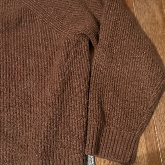 Old Navy Cardigan Sweater - Picture 4 of 6